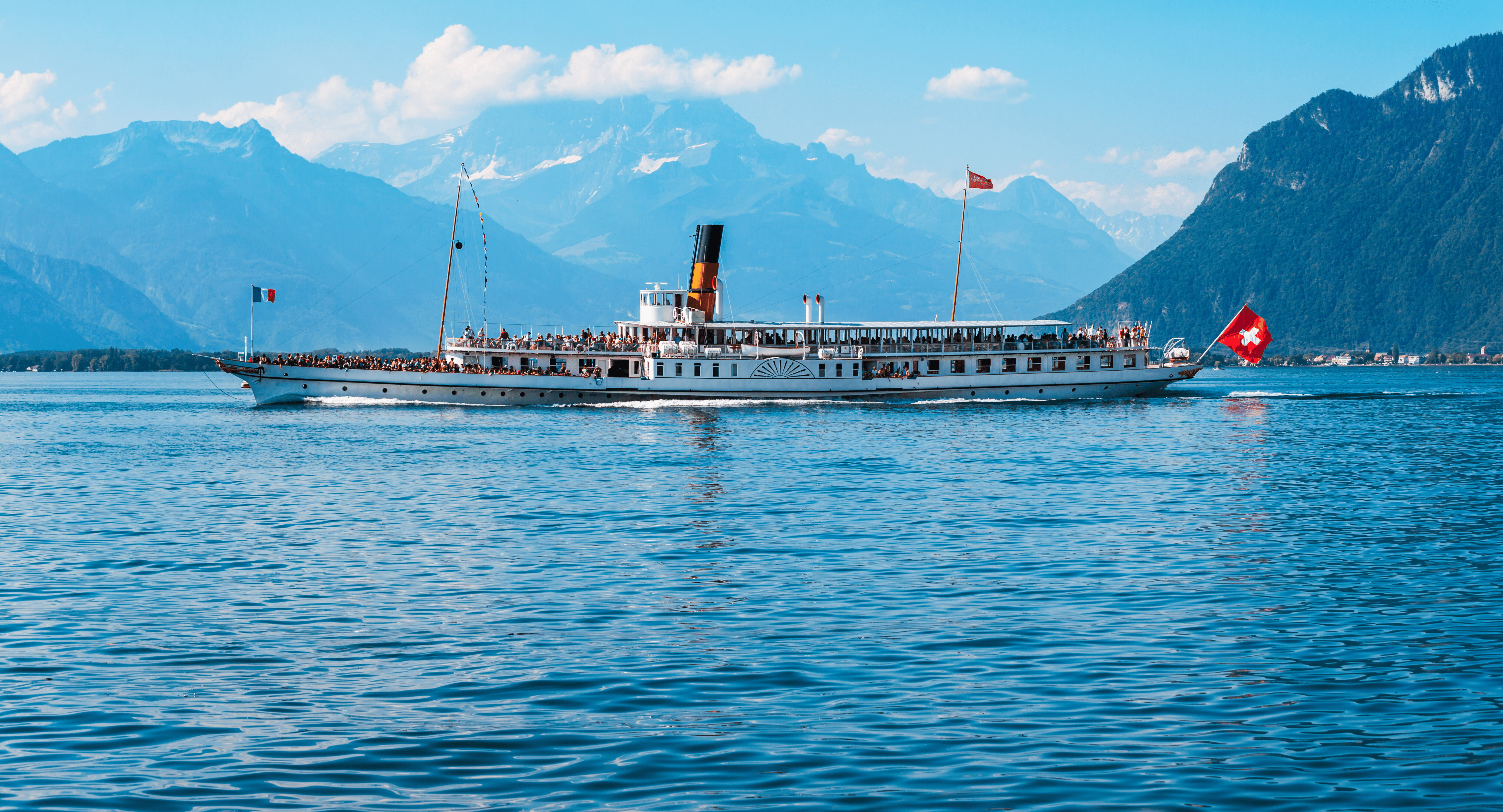Lake Geneva steamboat near the CAPLAND office city